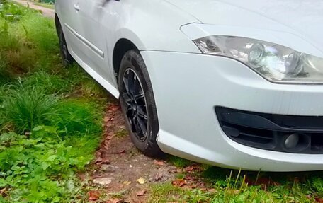 Renault Laguna III рестайлинг, 2011 год, 680 000 рублей, 2 фотография