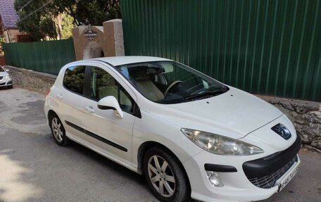 Peugeot 308 II, 2010 год, 670 000 рублей, 2 фотография