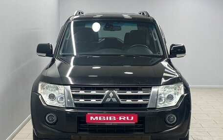 Mitsubishi Pajero IV, 2011 год, 1 965 000 рублей, 3 фотография