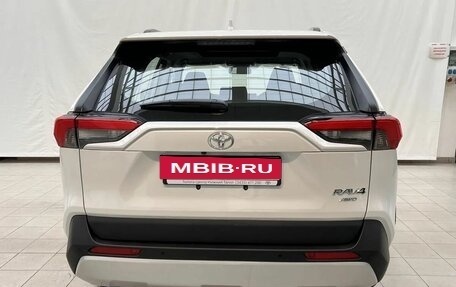 Toyota RAV4, 2024 год, 5 155 000 рублей, 6 фотография