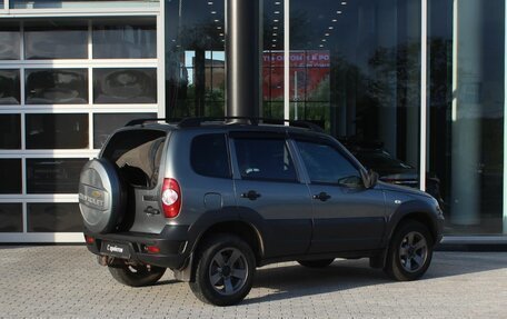 Chevrolet Niva I рестайлинг, 2019 год, 938 700 рублей, 2 фотография