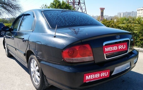 Hyundai Sonata IV рестайлинг, 2004 год, 500 000 рублей, 3 фотография