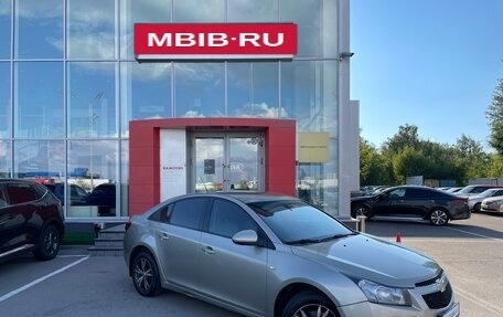 Chevrolet Cruze II, 2011 год, 817 000 рублей, 3 фотография