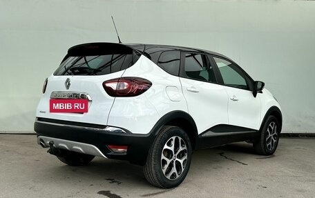 Renault Kaptur I рестайлинг, 2017 год, 1 465 000 рублей, 5 фотография