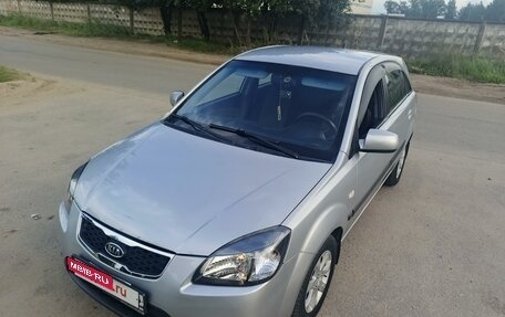 KIA Rio II, 2006 год, 590 000 рублей, 2 фотография