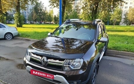 Renault Duster I рестайлинг, 2017 год, 1 675 000 рублей, 5 фотография