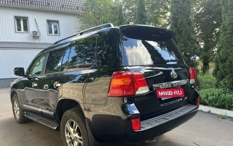 Toyota Land Cruiser 200, 2013 год, 10 000 000 рублей, 6 фотография