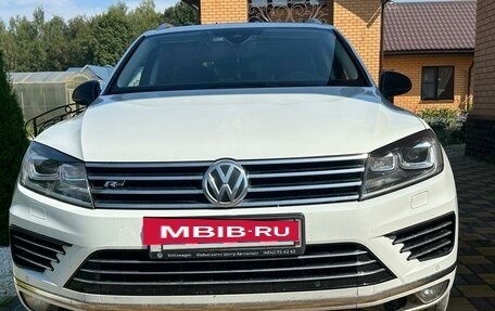 Volkswagen Touareg III, 2016 год, 3 950 000 рублей, 2 фотография