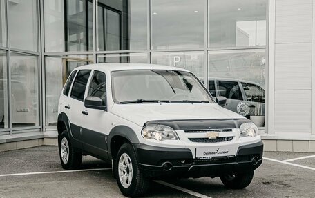 Chevrolet Niva I рестайлинг, 2019 год, 922 600 рублей, 5 фотография