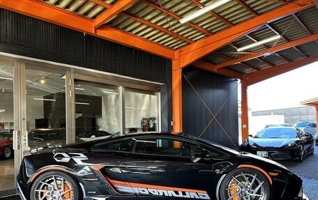 Lamborghini Gallardo I рестайлинг, 2013 год, 18 000 000 рублей, 5 фотография