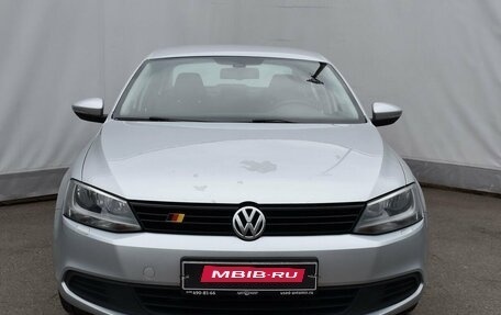 Volkswagen Jetta VI, 2013 год, 1 099 000 рублей, 2 фотография