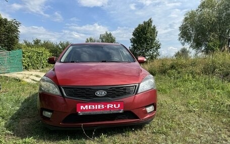 KIA cee'd I рестайлинг, 2011 год, 800 000 рублей, 2 фотография