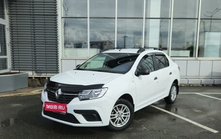 Renault Logan II, 2018 год, 1 070 000 рублей, 2 фотография