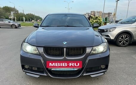 BMW 3 серия, 2008 год, 1 240 000 рублей, 3 фотография