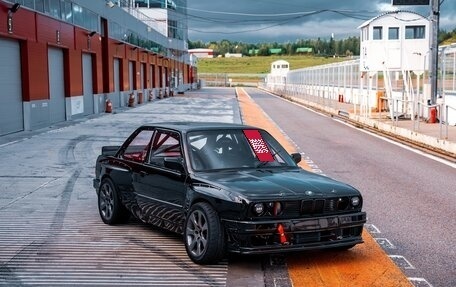 BMW 3 серия, 1989 год, 2 120 000 рублей, 2 фотография