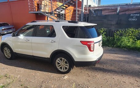 Ford Explorer VI, 2011 год, 1 550 000 рублей, 4 фотография