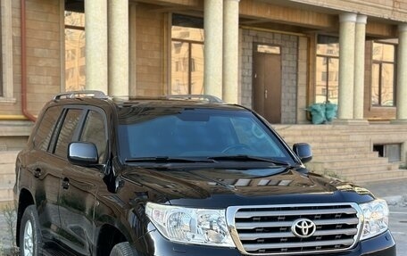 Toyota Land Cruiser 200, 2011 год, 9 900 000 рублей, 3 фотография