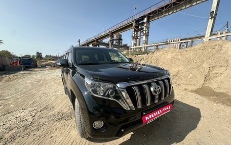 Toyota Land Cruiser Prado 150 рестайлинг 2, 2014 год, 3 299 999 рублей, 4 фотография