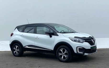 Renault Kaptur I рестайлинг, 2018 год, 1 995 100 рублей, 3 фотография