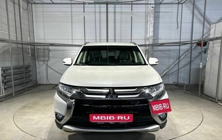 Mitsubishi Outlander III рестайлинг 3, 2017 год, 2 379 000 рублей, 2 фотография