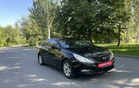 Hyundai Sonata VI, 2011 год, 1 070 000 рублей, 2 фотография