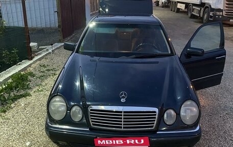 Mercedes-Benz E-Класс, 1999 год, 485 000 рублей, 2 фотография