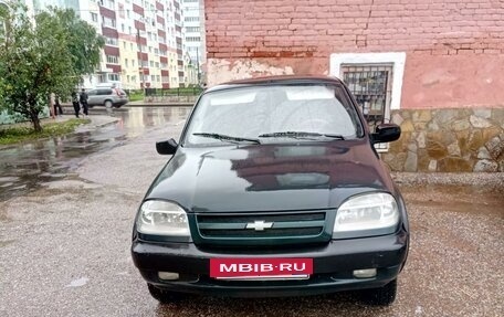 Chevrolet Niva I рестайлинг, 2004 год, 260 000 рублей, 3 фотография