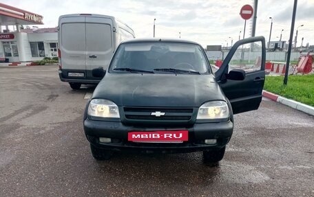 Chevrolet Niva I рестайлинг, 2004 год, 260 000 рублей, 5 фотография