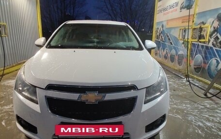 Chevrolet Cruze II, 2011 год, 650 000 рублей, 2 фотография