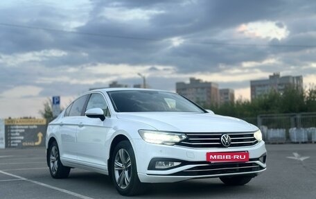 Volkswagen Passat B8 рестайлинг, 2021 год, 2 850 000 рублей, 4 фотография