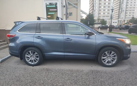 Toyota Highlander III, 2014 год, 3 250 000 рублей, 3 фотография