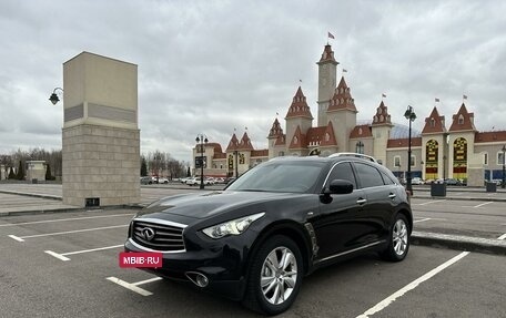 Infiniti FX II, 2012 год, 2 500 000 рублей, 3 фотография