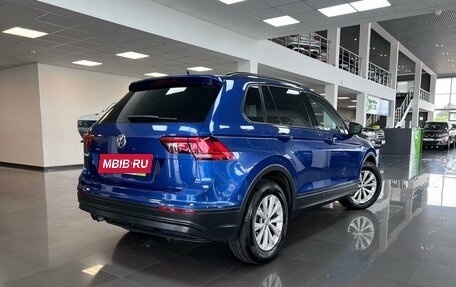 Volkswagen Tiguan II, 2020 год, 2 495 000 рублей, 2 фотография