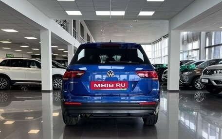 Volkswagen Tiguan II, 2020 год, 2 495 000 рублей, 4 фотография