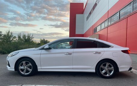 Hyundai Sonata VII, 2017 год, 2 400 000 рублей, 2 фотография