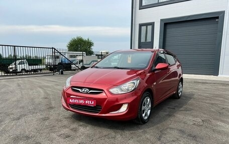 Hyundai Solaris II рестайлинг, 2012 год, 849 000 рублей, 2 фотография