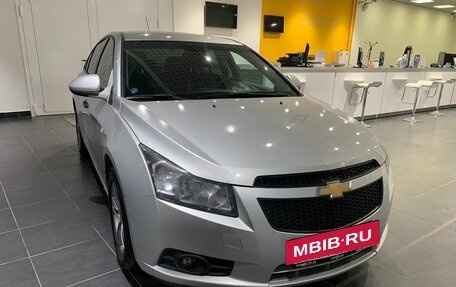 Chevrolet Cruze II, 2012 год, 590 000 рублей, 3 фотография