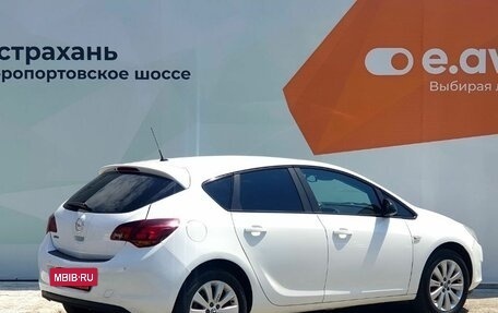 Opel Astra J, 2011 год, 799 000 рублей, 4 фотография