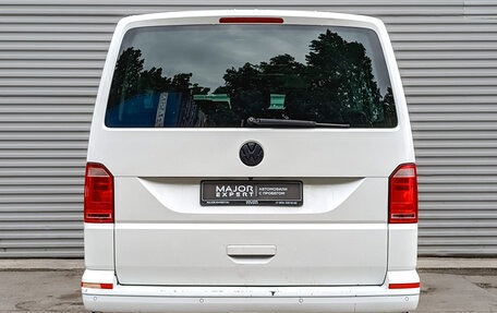 Volkswagen Caravelle T6 рестайлинг, 2019 год, 2 500 000 рублей, 6 фотография