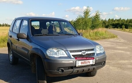 Chevrolet Niva I рестайлинг, 2010 год, 535 000 рублей, 2 фотография