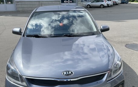 KIA Rio IV, 2017 год, 1 420 000 рублей, 2 фотография