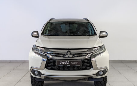 Mitsubishi Pajero Sport III рестайлинг, 2016 год, 2 690 000 рублей, 2 фотография