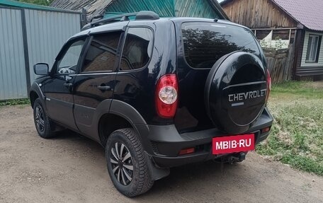 Chevrolet Niva I рестайлинг, 2013 год, 570 000 рублей, 3 фотография