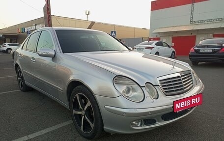 Mercedes-Benz E-Класс, 2003 год, 890 000 рублей, 4 фотография