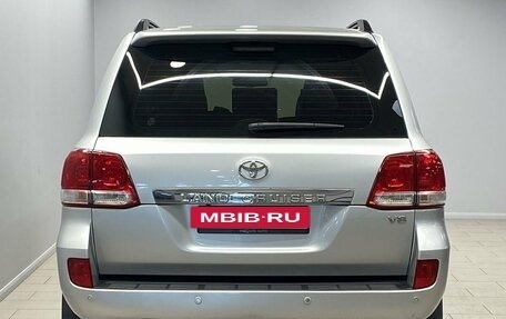 Toyota Land Cruiser 200, 2009 год, 2 785 000 рублей, 4 фотография