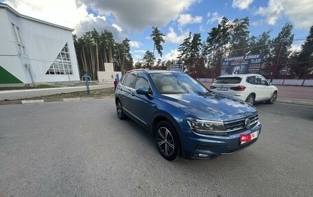 Volkswagen Tiguan II, 2018 год, 2 850 000 рублей, 3 фотография