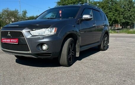 Mitsubishi Outlander III рестайлинг 3, 2010 год, 1 299 990 рублей, 1 фотография