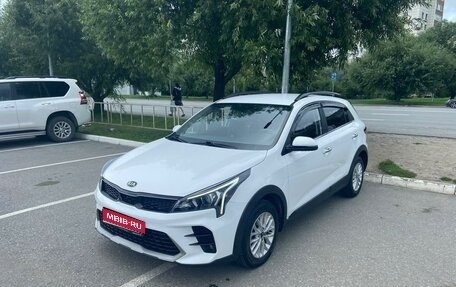 KIA Rio IV, 2021 год, 2 100 000 рублей, 1 фотография