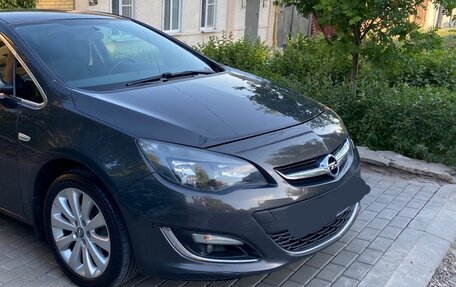 Opel Astra J, 2014 год, 1 200 000 рублей, 4 фотография