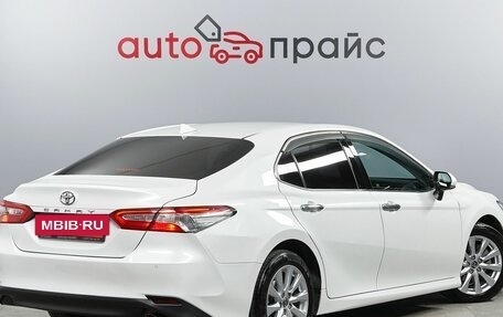 Toyota Camry, 2018 год, 2 850 000 рублей, 7 фотография